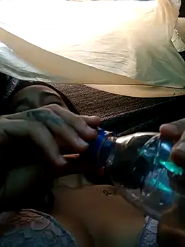 Snapshot of Zoe_Sweett18 chatting on March 19, 2025, 7:38 pm Zoe Sweett18 online show from March 19, 2025, 7:38 pm