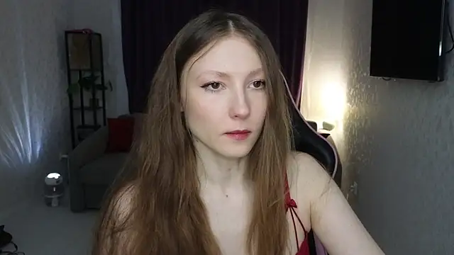 Snapshot of Sweeet_Lilit chatting on December 14, 2025, 9:31 pm Sweeet Lilit online show from December 14, 2025, 9:31 pm