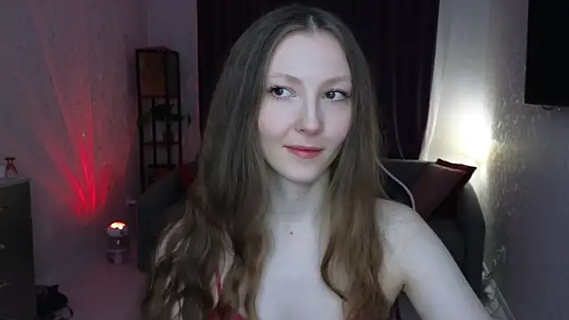 Snapshot of Sweeet_Lilit chatting on December 17, 2025, 9:09 pm Sweeet Lilit online show from December 17, 2025, 9:09 pm