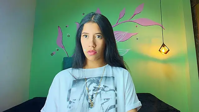 Connie Bell online show from November 28, 2025, 8:42 pm