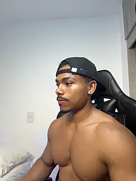 Snapshot of XavierColeman chatting on July 1, 2026, 1:39 am XavierColeman online show from July 1, 2026, 1:39 am