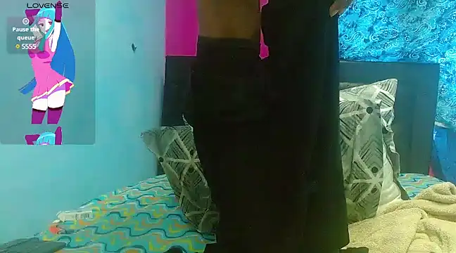 Snapshot of Biancalopez-02 chatting on February 27, 2025, 2:43 pm Biancalopez-02 online show from February 27, 2025, 2:43 pm