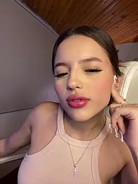 Sofia18 pinkk online show from October 7, 2025, 10:33 pm