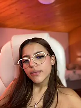 Sofia18 pinkk online show from March 2, 2025, 3:19 pm