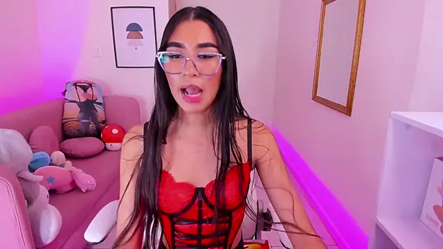 Snapshot of Dana_Paula chatting on March 17, 2025, 5:49 pm Dana Paula online show from March 17, 2025, 5:49 pm