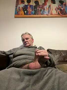 Snapshot of Paolo7619 chatting on April 20, 2026, 3:31 am Paolo7619 online show from April 20, 2026, 3:31 am