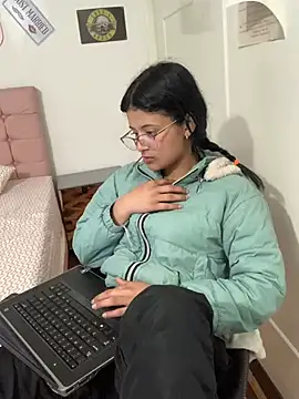 Snapshot of Violeta_euphoria chatting on January 24, 2025, 11:56 pm Violeta euphoria online show from January 24, 2025, 11:56 pm