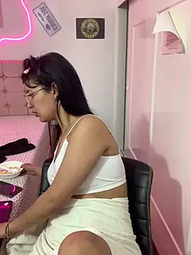 Snapshot of Violeta_euphoria chatting on January 24, 2025, 4:16 am Violeta euphoria online show from January 24, 2025, 4:16 am
