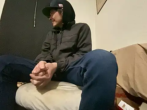 Snapshot of almighty_d chatting on February 3, 2026, 4:32 am almighty d online show from February 3, 2026, 4:32 am