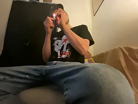 Snapshot of almighty_d chatting on January 16, 2026, 4:49 am almighty d online show from January 16, 2026, 4:49 am