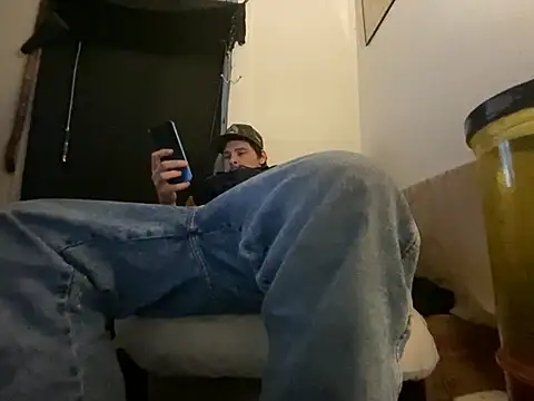 Snapshot of almighty_d chatting on February 16, 2026, 6:34 am almighty d online show from February 16, 2026, 6:34 am