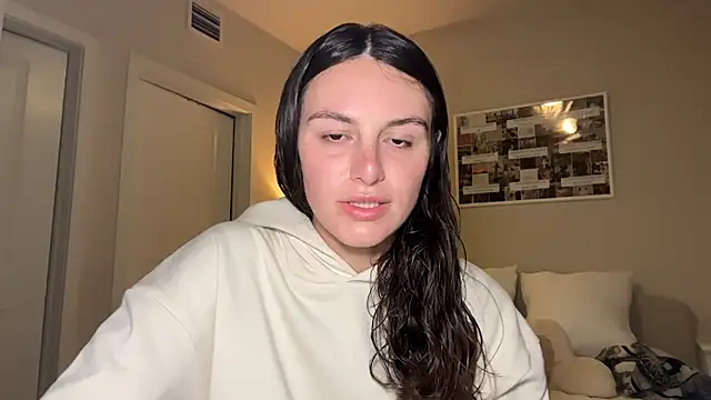 Snapshot of graciesmith27 chatting on April 24, 2026, 2:13 am graciesmith27 online show from April 24, 2026, 2:13 am