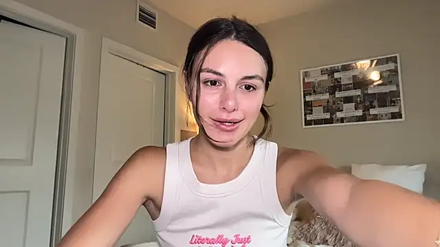 Snapshot of graciesmith27 chatting on April 29, 2026, 5:41 pm graciesmith27 online show from April 29, 2026, 5:41 pm