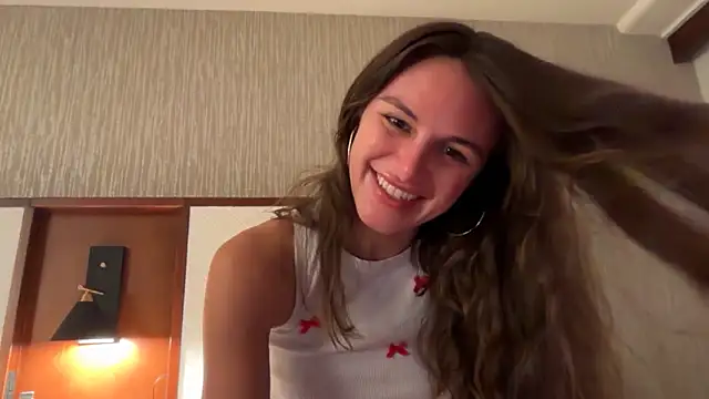 Snapshot of graciesmith27 chatting on April 21, 2026, 5:03 am graciesmith27 online show from April 21, 2026, 5:03 am