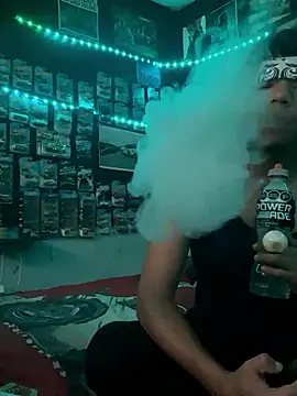 Snapshot of Blade_Ryder666 chatting on January 7, 2026, 11:43 pm Blade Ryder666 online show from January 7, 2026, 11:43 pm