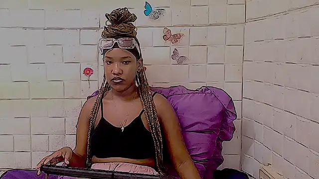 Snapshot of EroticSexyPrada chatting on February 22, 2026, 5:58 pm EroticSexyPrada online show from February 22, 2026, 5:58 pm