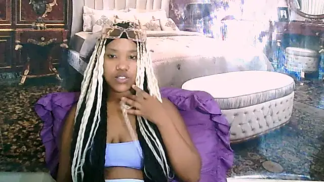 Snapshot of EroticSexyPrada chatting on February 6, 2026, 7:26 am EroticSexyPrada online show from February 6, 2026, 7:26 am