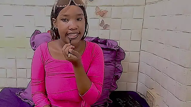 Snapshot of EroticSexyPrada chatting on February 21, 2026, 4:53 pm EroticSexyPrada online show from February 21, 2026, 4:53 pm