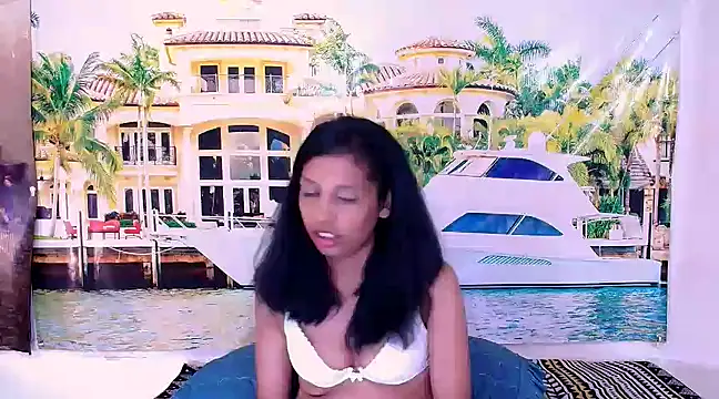 Snapshot of IndianDior69 chatting on February 4, 2025, 12:00 pm IndianDior69 online show from February 4, 2025, 12:00 pm