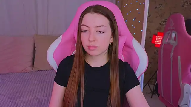 Ann moon   online show from March 10, 2025, 6:34 pm