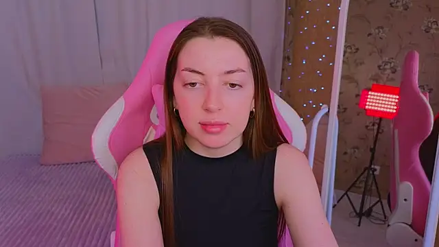 Ann moon   online show from March 15, 2025, 12:45 pm