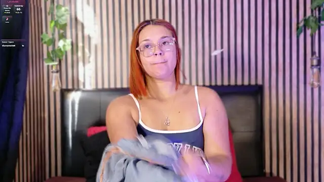 Sophie new25 online show from October 30, 2025, 12:47 pm