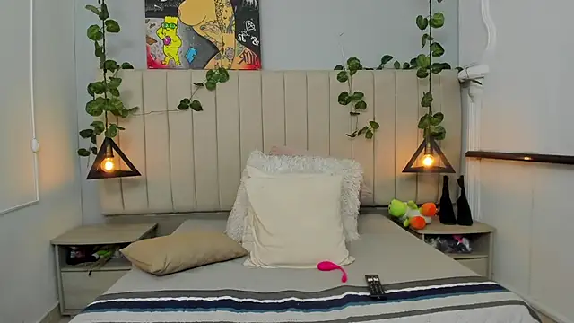 Snapshot of Paulina_Lopezz chatting on February 13, 2026, 8:31 pm Paulina Lopezz online show from February 13, 2026, 8:31 pm