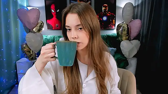 Snapshot of RayWillliams chatting on February 18, 2026, 6:37 pm RayWillliams online show from February 18, 2026, 6:37 pm