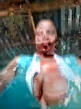 bubblendz1988 online show from February 10, 2026, 3:49 am