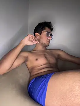 Snapshot of Abdullah07Maxxi chatting on December 16, 2025, 5:17 pm Abdullah07Maxxi online show from December 16, 2025, 5:17 pm