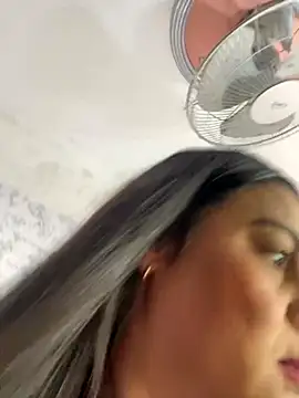 Snapshot of Lili__taylor chatting on November 23, 2025, 4:55 am Lili taylor online show from November 23, 2025, 4:55 am