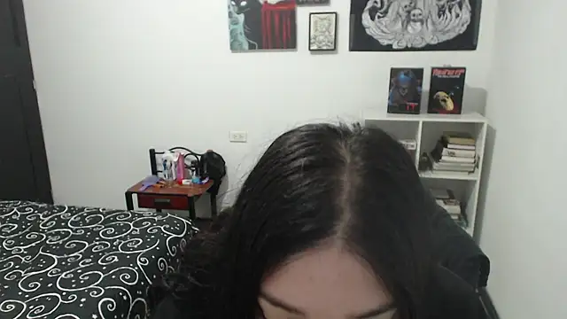 Snapshot of sharonnleon chatting on March 4, 2025, 11:22 pm sharonnleon online show from March 4, 2025, 11:22 pm