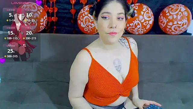 Snapshot of sharonnleon chatting on February 16, 2026, 9:45 pm sharonnleon online show from February 16, 2026, 9:45 pm