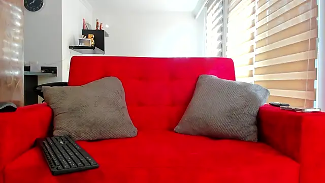 Snapshot of dereckgreen chatting on November 13, 2025, 1:04 pm dereckgreen online show from November 13, 2025, 1:04 pm