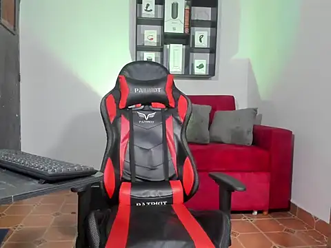 Snapshot of dereckgreen chatting on March 20, 2025, 4:53 pm dereckgreen online show from March 20, 2025, 4:53 pm