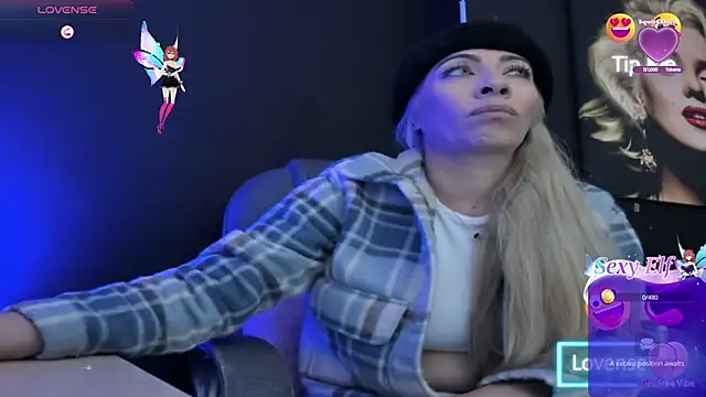 viktoria davis  online show from December 17, 2025, 12:15 am