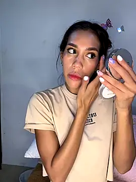 zoe storm online show from November 16, 2025, 2:27 am