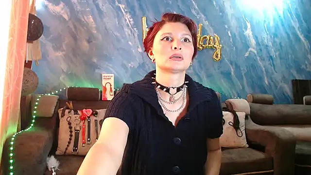 sachaclinford online show from November 1, 2025, 6:02 pm