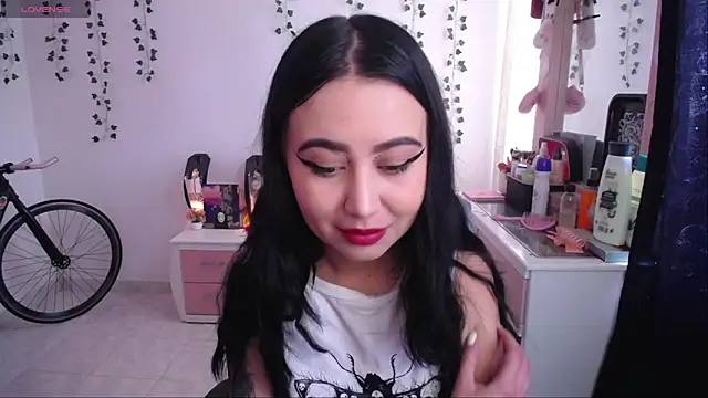 Snapshot of _codeline chatting on February 19, 2026, 3:31 pm codeline online show from February 19, 2026, 3:31 pm