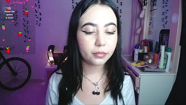 Snapshot of _codeline chatting on February 5, 2026, 2:29 am codeline online show from February 5, 2026, 2:29 am