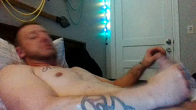 biggzee6 online show from February 11, 2025, 6:19 am