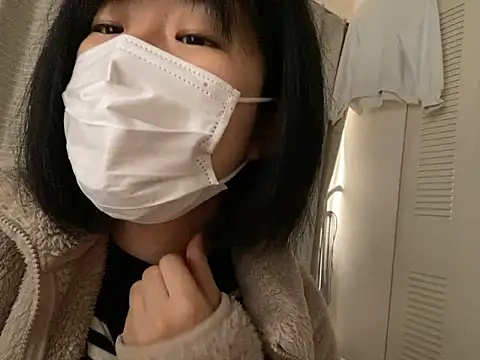 Snapshot of riri_riri_jp chatting on October 26, 2025, 1:06 am riri riri jp online show from October 26, 2025, 1:06 am