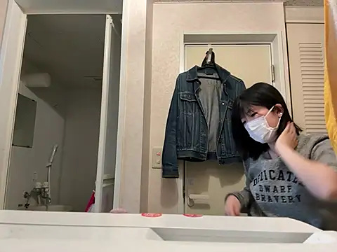 Snapshot of riri_riri_jp chatting on April 11, 2026, 5:59 am riri riri jp online show from April 11, 2026, 5:59 am