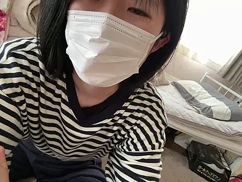 Snapshot of riri_riri_jp chatting on March 15, 2026, 1:01 am riri riri jp online show from March 15, 2026, 1:01 am