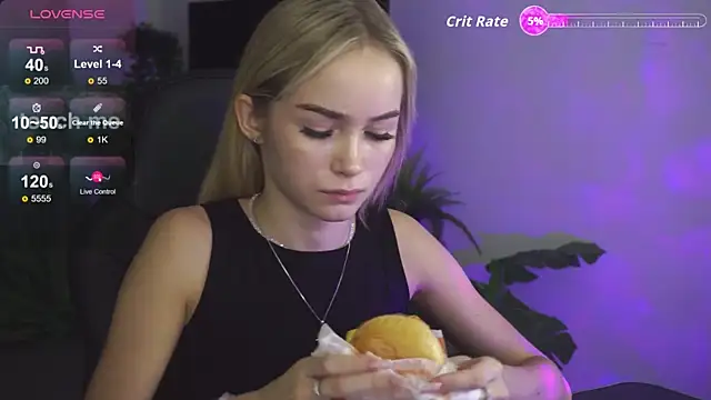 DakotaaJohnnson online show from September 12, 2025, 8:25 am