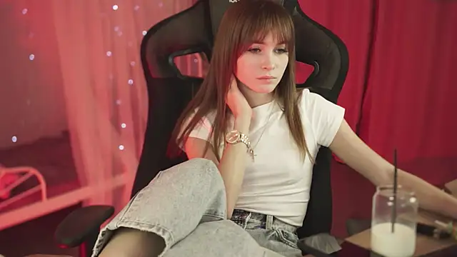 DakotaaJohnnson online show from March 12, 2025, 2:34 pm