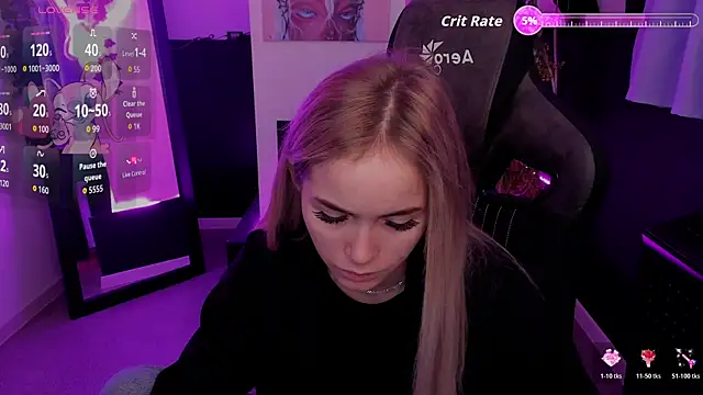 DakotaaJohnnson online show from November 7, 2025, 8:41 am