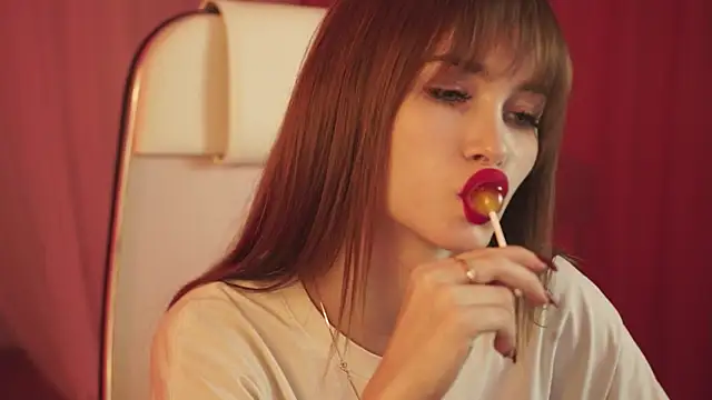 DakotaaJohnnson online show from March 7, 2025, 11:40 am