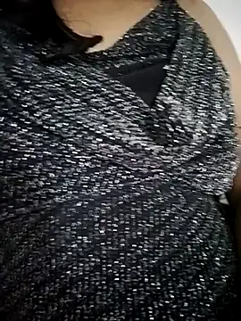 Snapshot of tasty_Chocobaar chatting on November 24, 2025, 7:36 pm tasty Chocobaar online show from November 24, 2025, 7:36 pm