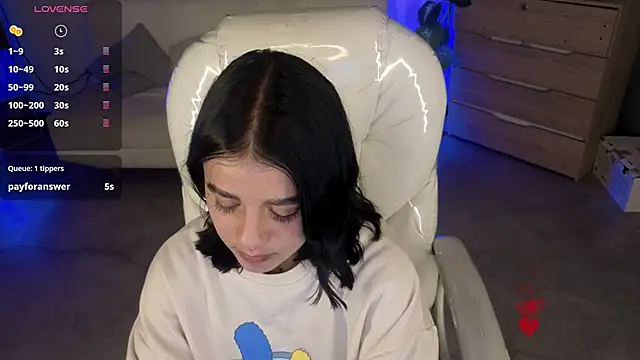 Snapshot of Nicole_Foxx_ chatting on January 13, 2026, 6:56 pm Nicole Foxx online show from January 13, 2026, 6:56 pm